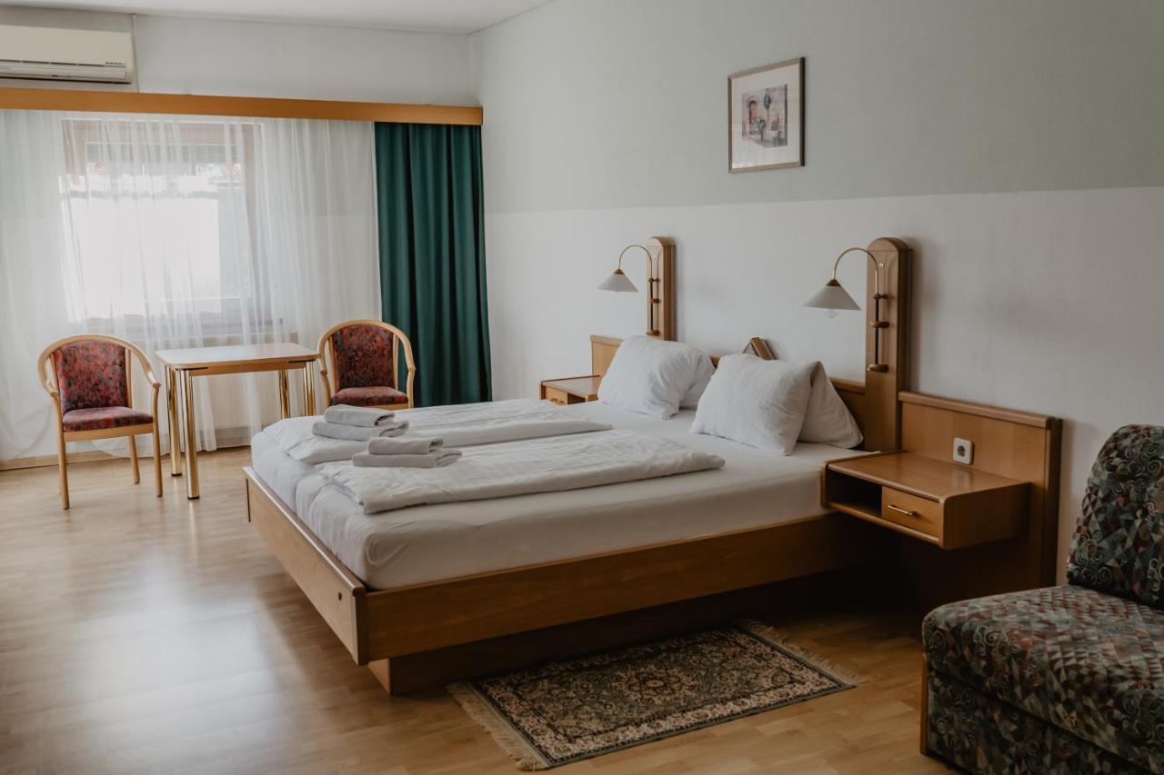 Hotel Georgshof Podersdorf am See Zewnętrze zdjęcie