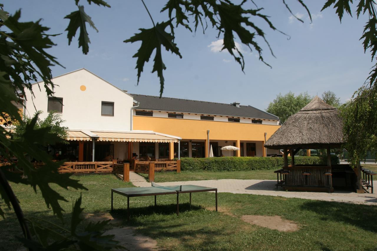 Hotel Georgshof Podersdorf am See Zewnętrze zdjęcie